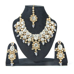 Sizzle Jewels Royal Kundan Bridal Set – Handcrafted Silver and Gold Polki Necklace with Earrings and Maang Tikka SIZZLE JEWELS