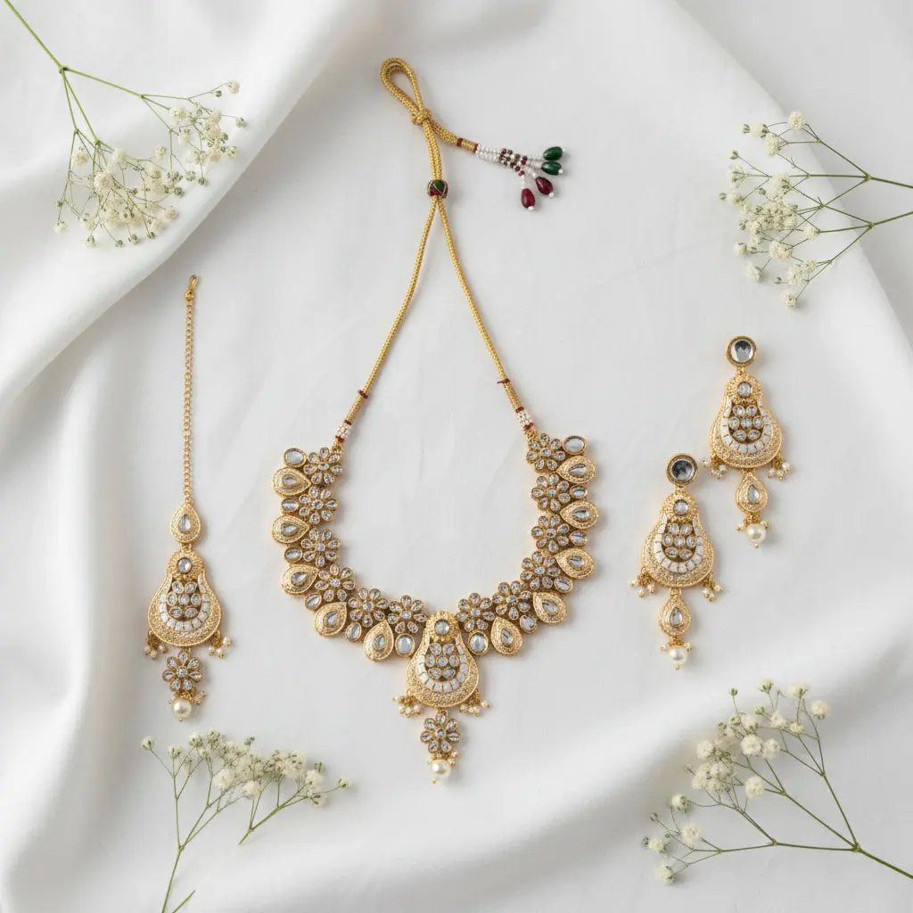 Sizzle Jewels Peach and Gold-Plated Kundan Necklace Set with Earrings and Maang Tikka SIZZLE JEWELS