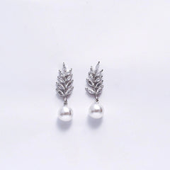 Elegant Silver-Plated Leaf Design Earrings with Pearl Drop β Stylish Party & Wedding Jewelry SIZZLE JEWELS