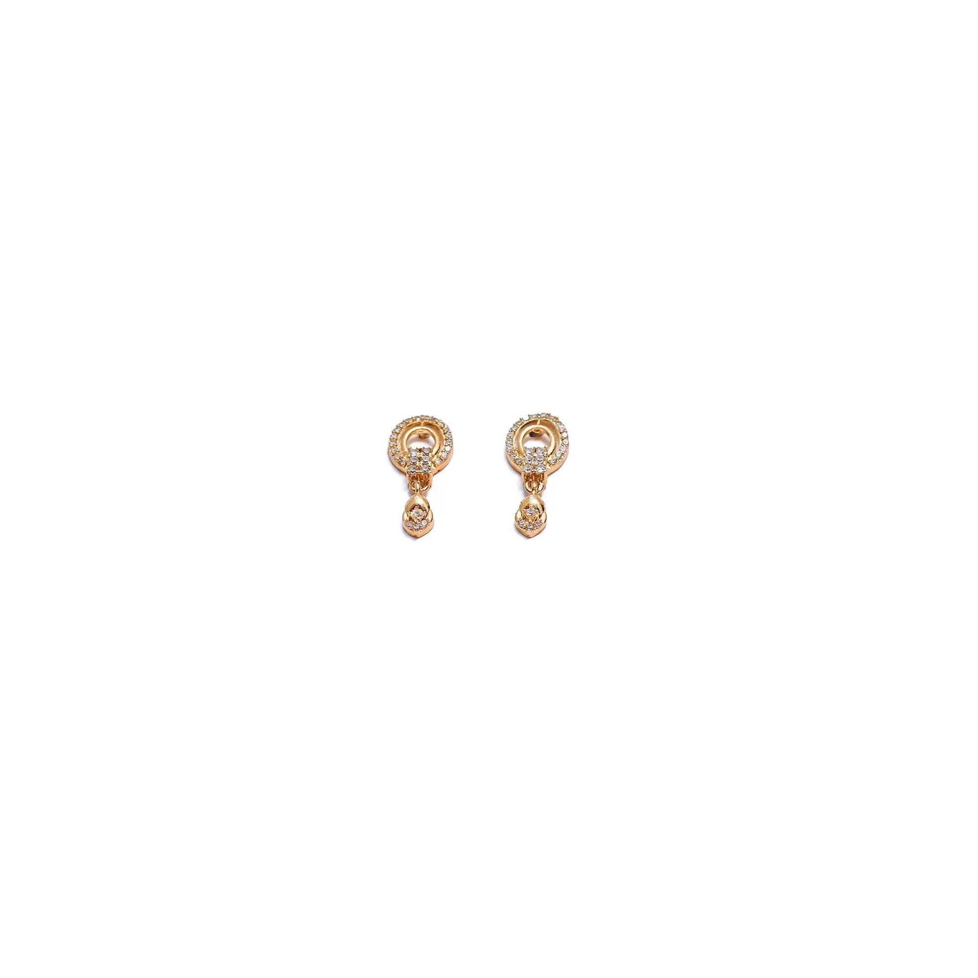 Elegant Gold-Plated Stone Studded Drop Earrings ā Lightweight Daily & Party Wear SIZZLE JEWELS