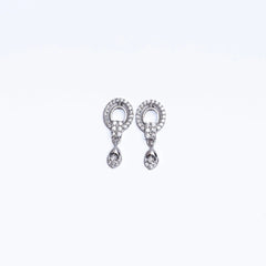 Elegant Gold-Plated Stone Studded Drop Earrings ā Lightweight Daily & Party Wear SIZZLE JEWELS