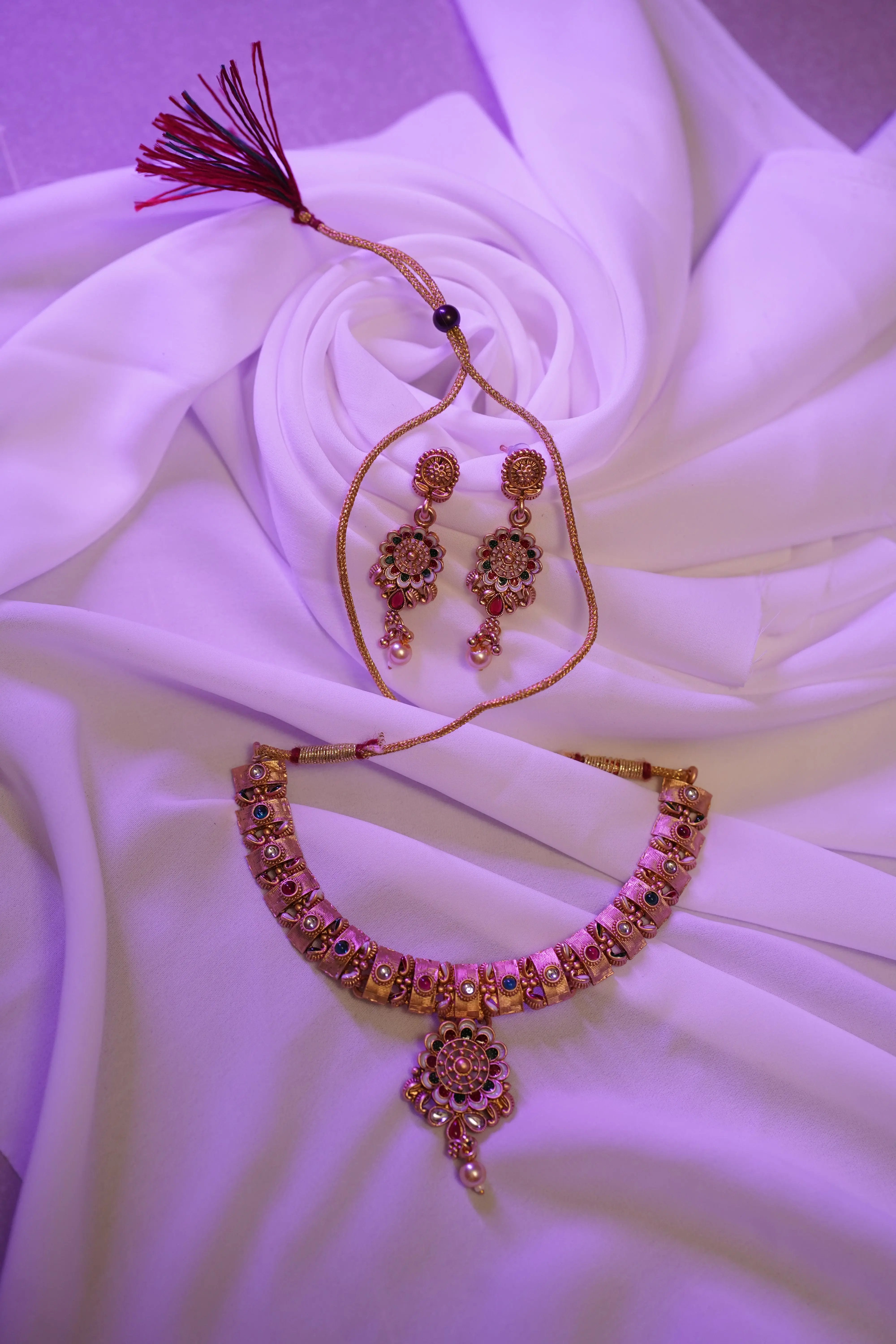 ✨ Traditional Gold-Plated Ethnic Necklace with Matching Earrings – Kundan & Pearl Indian Bridal Jewelry Set ✨ SIZZLE JEWELS