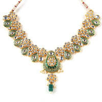 Sizzle Jewels Royal Green Kundan Necklace Set with Earrings and Maang Tikka