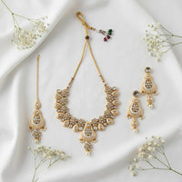 Sizzle Jewels Peach and Gold-Plated Kundan Necklace Set with Earrings and Maang Tikka