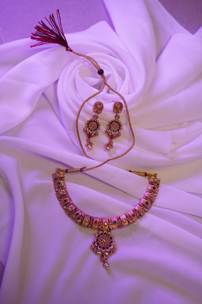 ✨ Traditional Gold-Plated Ethnic Necklace with Matching Earrings – Kundan & Pearl Indian Bridal Jewelry Set ✨