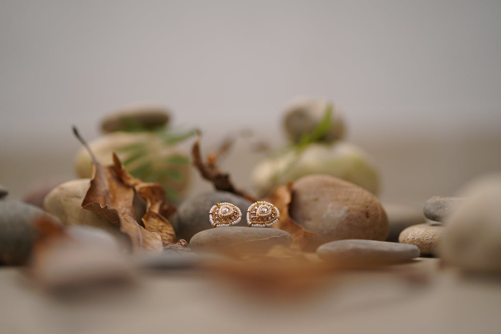 ✨ Traditional Ethnic Stud Earrings with Pearl & Kundan Design – Elegant Daily & Festive Jewelry ✨